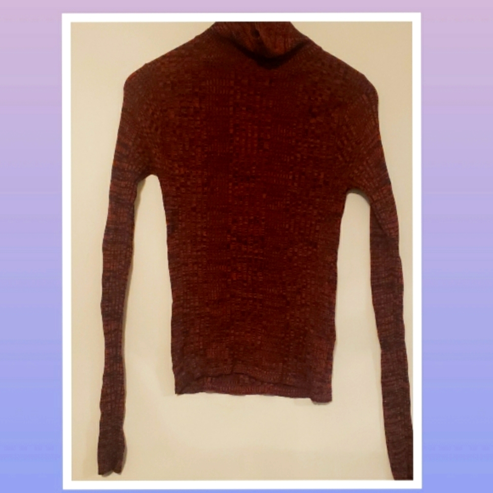 🌆Forever 21 turtleneck top🌆